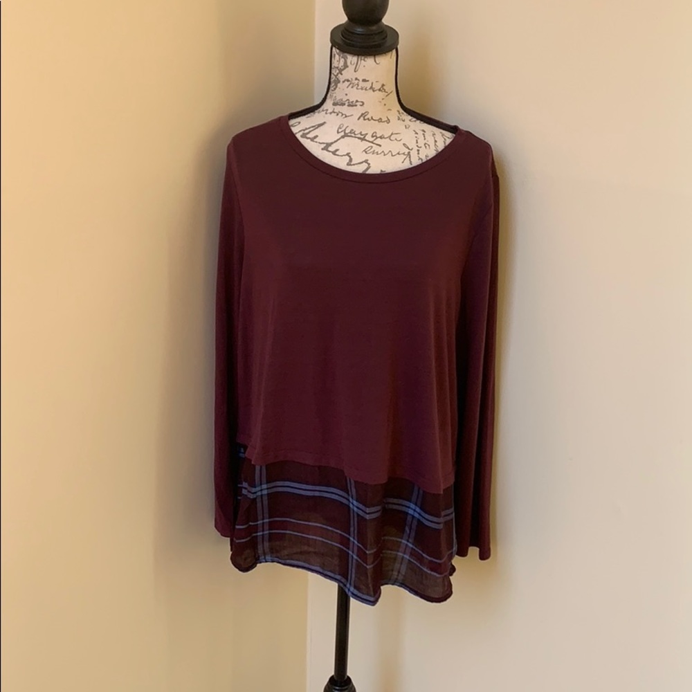LOFT Petite Mixed Media Top